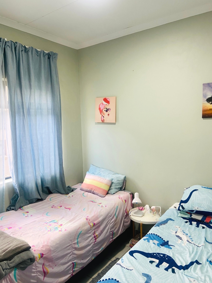 2 Bedroom Property for Sale in Kidds Beach Eastern Cape